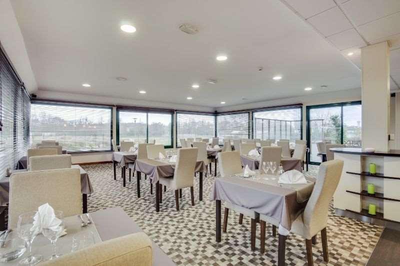 Brit Hotel De La Cote Des Havres Lessay Restaurace fotografie